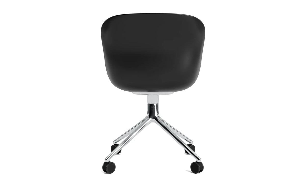Hyg Drehstuhl 4W Frontpolster Aluminium Schwartz/Remix in Remix 133 präsentiert im Onlineshop von KAQTU Design AG. Drehstuhl ist von Normann Copenhagen