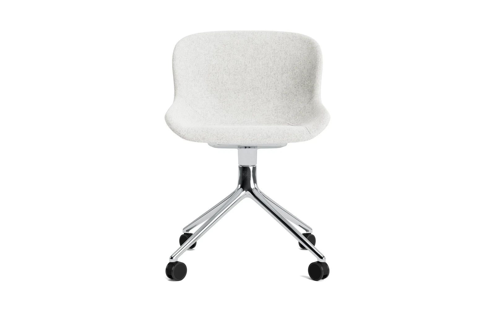 Entdecken Sie den Hyg Drehsessel mit Rollen von Normann Copenhagen – ein stilvoller, vollpolsterter Sessel, der Komfort und skandinavisches Design vereint.