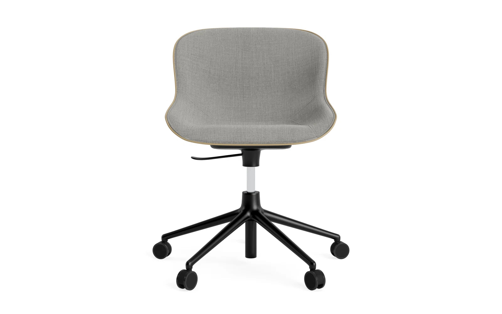 Erleben Sie den Hyg Drehsessel von Normann Copenhagen: Ein stilvolles Design mit optimalem Komfort und praktischer Mobilität für jeden Raum.