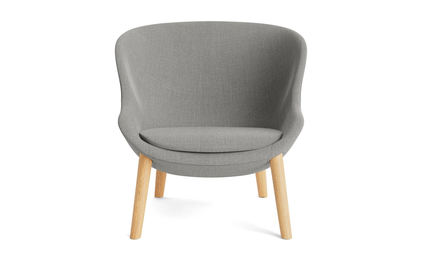 Erleben Sie den Hyg Lounge-Sessel niedrig Eiche Remix von Normann Copenhagen – ein elegantes Design, das skandinavische Ästhetik und höchsten Sitzkomfort bietet.