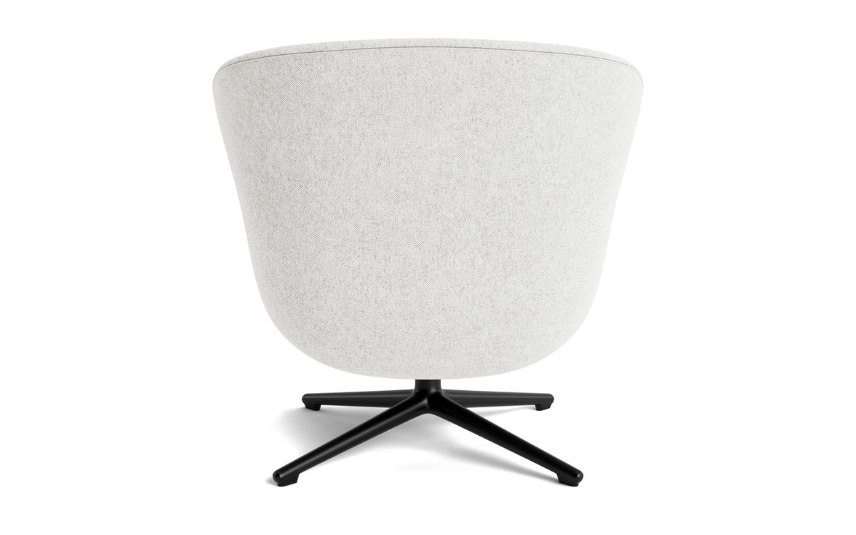 Hyg Lounge-Sessel niedrig mit Drehgestell, schwarzes Aluminium, Hallingdal in Hallingdal 110 präsentiert im Onlineshop von KAQTU Design AG. Drehsessel ist von Normann Copenhagen