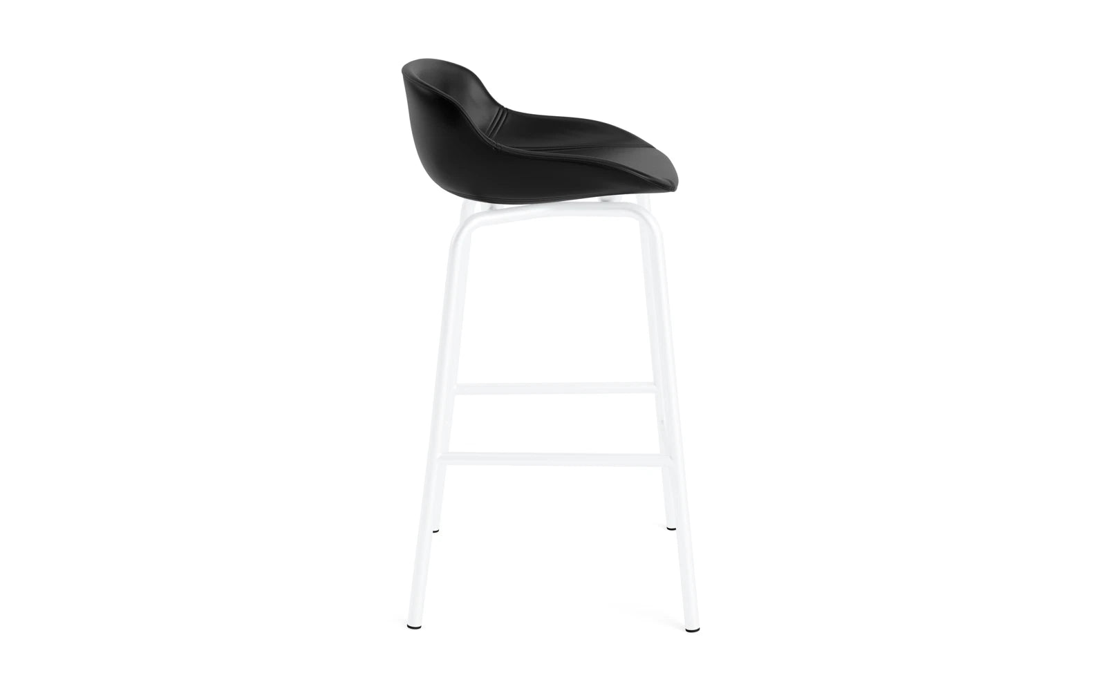 Entdecken Sie den Hyg Barhocker 65 cm von Normann Copenhagen – stilvoll, bequem und perfekt für gesellige Momente in Ihrem Zuhause.
