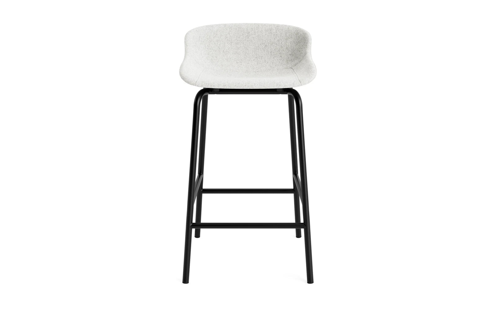 Erleben Sie den Hyg Barhocker 65 cm von Normann Copenhagen – ein eleganter, vollpolsterter Barhocker in Schwarz, der skandinavisches Design und Komfort perfekt kombiniert.