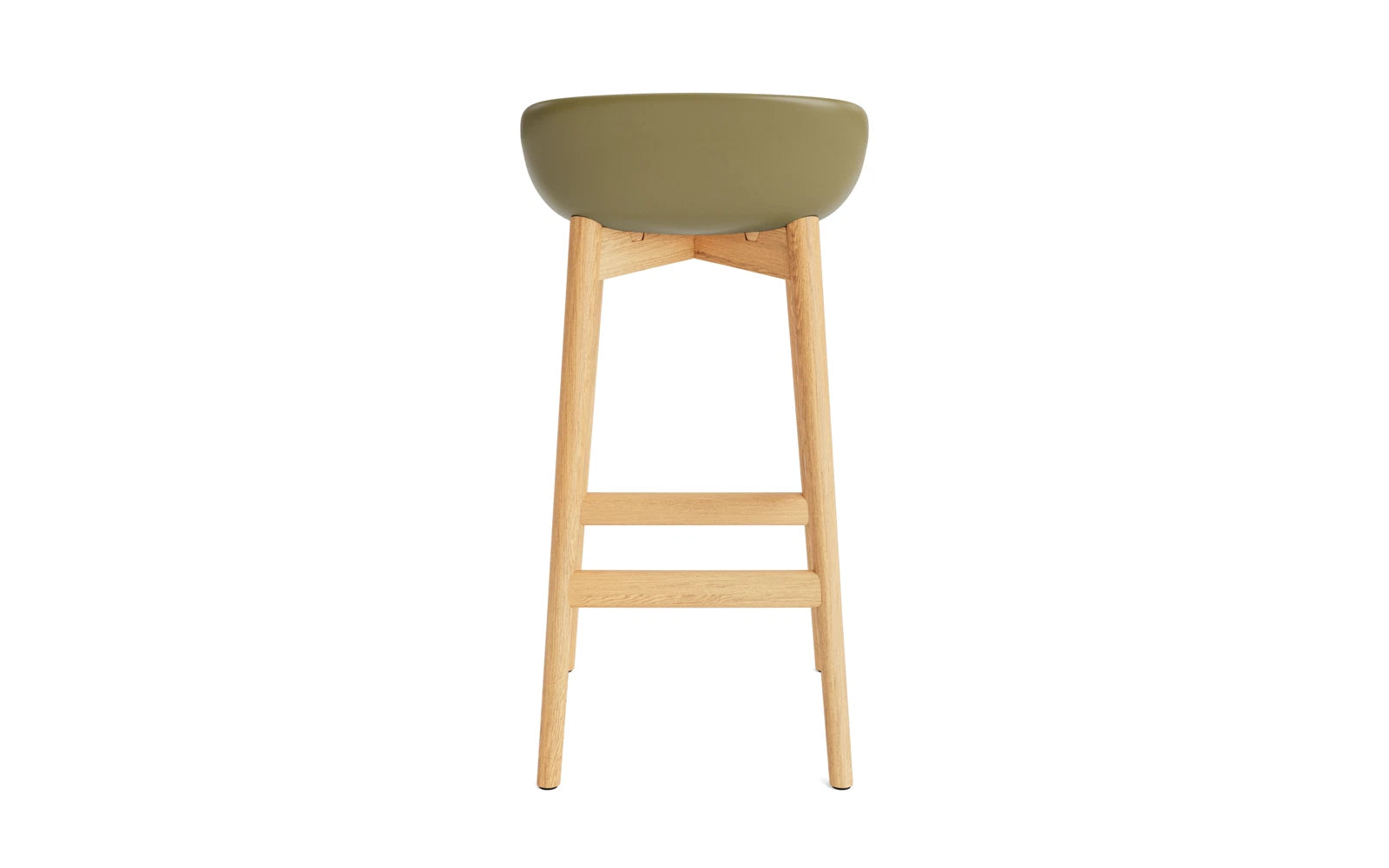 Erleben Sie den Hyg Barhocker 75 cm in Eiche olive/Remix von Normann Copenhagen – ein elegantes Design, das Gemütlichkeit und Stil in Ihr Zuhause bringt.