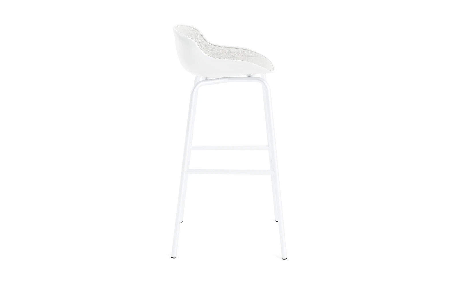 Genießen Sie den Hyg Barhocker 75 cm von Normann Copenhagen – ein stilvolles Möbelstück, das skandinavische Eleganz und höchsten Sitzkomfort vereint.