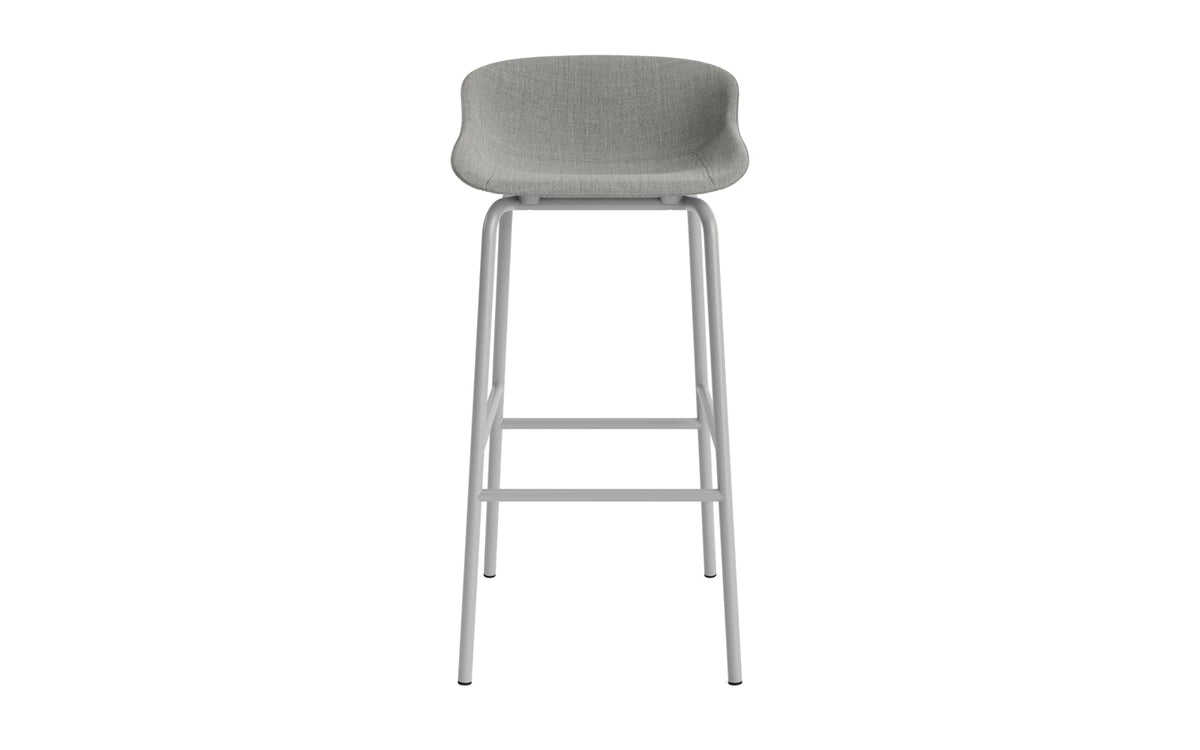 Hyg Barhocker 75 cm Vollpolster Stahl Grau/Remix in Remix 133 präsentiert im Onlineshop von KAQTU Design AG. Barhocker ist von Normann Copenhagen