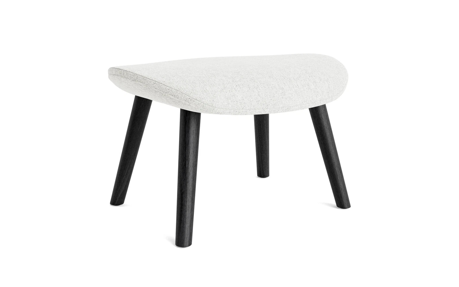 Hyg Fusshocker Schwartze Eiche Hallingdal in Hallingdal 110 präsentiert im Onlineshop von KAQTU Design AG. Ottoman ist von Normann Copenhagen