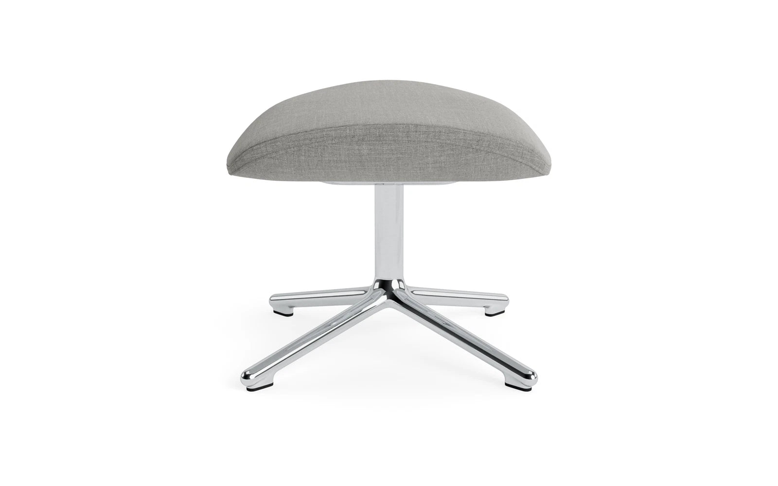 Hyg Fusshocker drehbar Alu Remix von Normann Copenhagen – Stilvolles Design trifft auf vielseitigen Komfort für entspannte Momente.