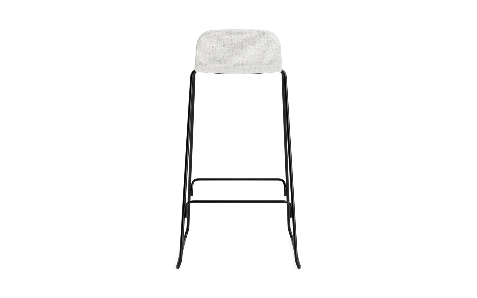 Erleben Sie den Just Barhocker 75 cm mit Lehne von Normann Copenhagen – ein elegantes, gepolstertes Design aus schwarzem Stahl und Hallingdal, ideal für jeden Raum!