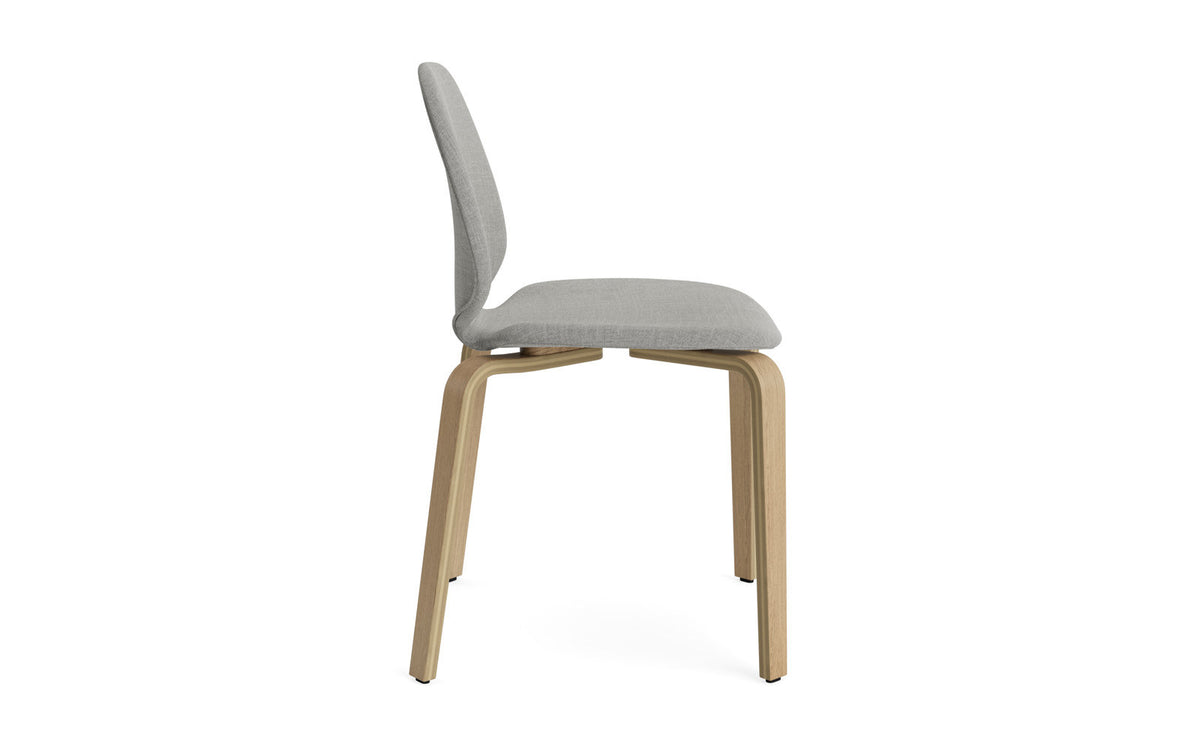 My Chair gepolstert Eiche in Remix 133 präsentiert im Onlineshop von KAQTU Design AG. Stuhl ist von Normann Copenhagen