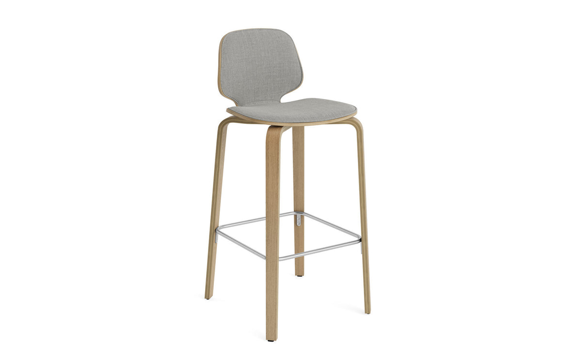 My Chair Barhocker 75 cm Frontpolster Holz in Remix 133 präsentiert im Onlineshop von KAQTU Design AG. Barstuhl ist von Normann Copenhagen