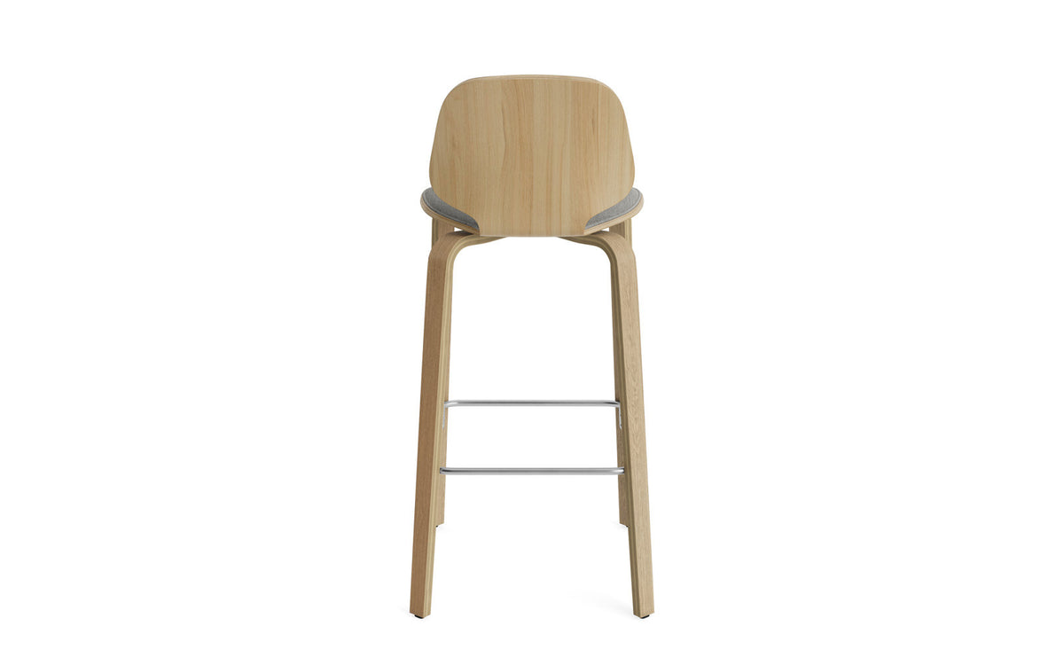 My Chair Barhocker 75 cm Frontpolster Holz in Remix 133 präsentiert im Onlineshop von KAQTU Design AG. Barstuhl ist von Normann Copenhagen