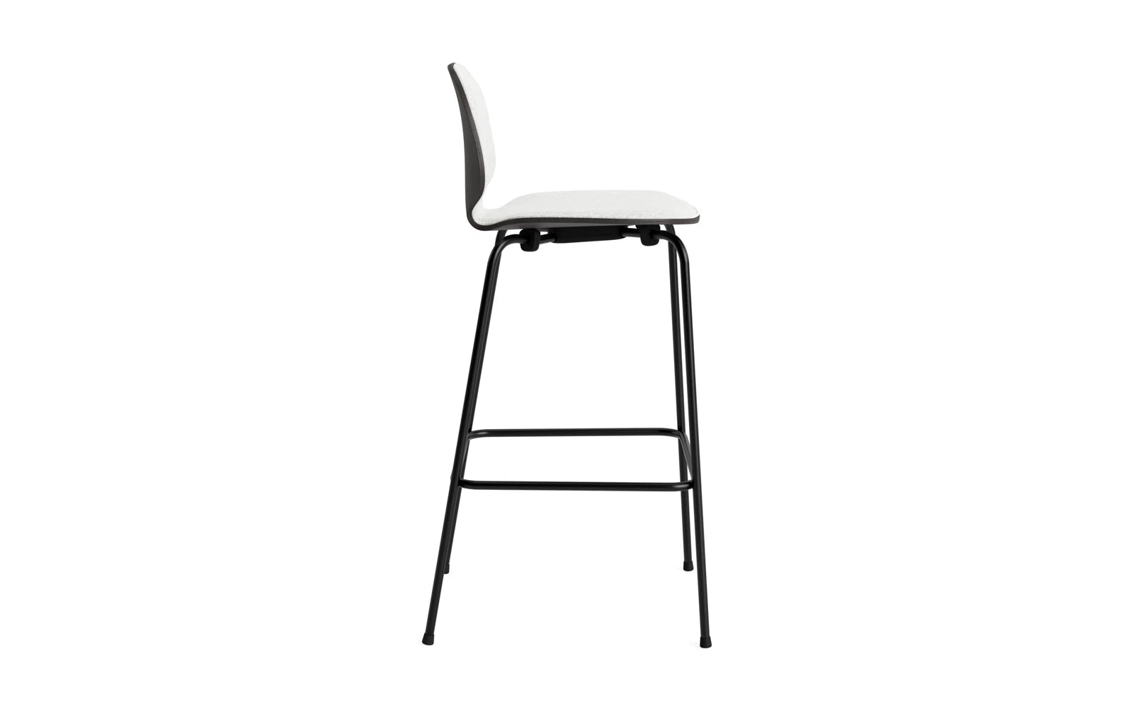 Entdecken Sie den My Chair Barhocker 75 cm von Normann Copenhagen – ein stilvoller Barhocker aus robustem Stahl und hochwertigem Hallingdal-Stoff, der Eleganz und Komfort vereint.