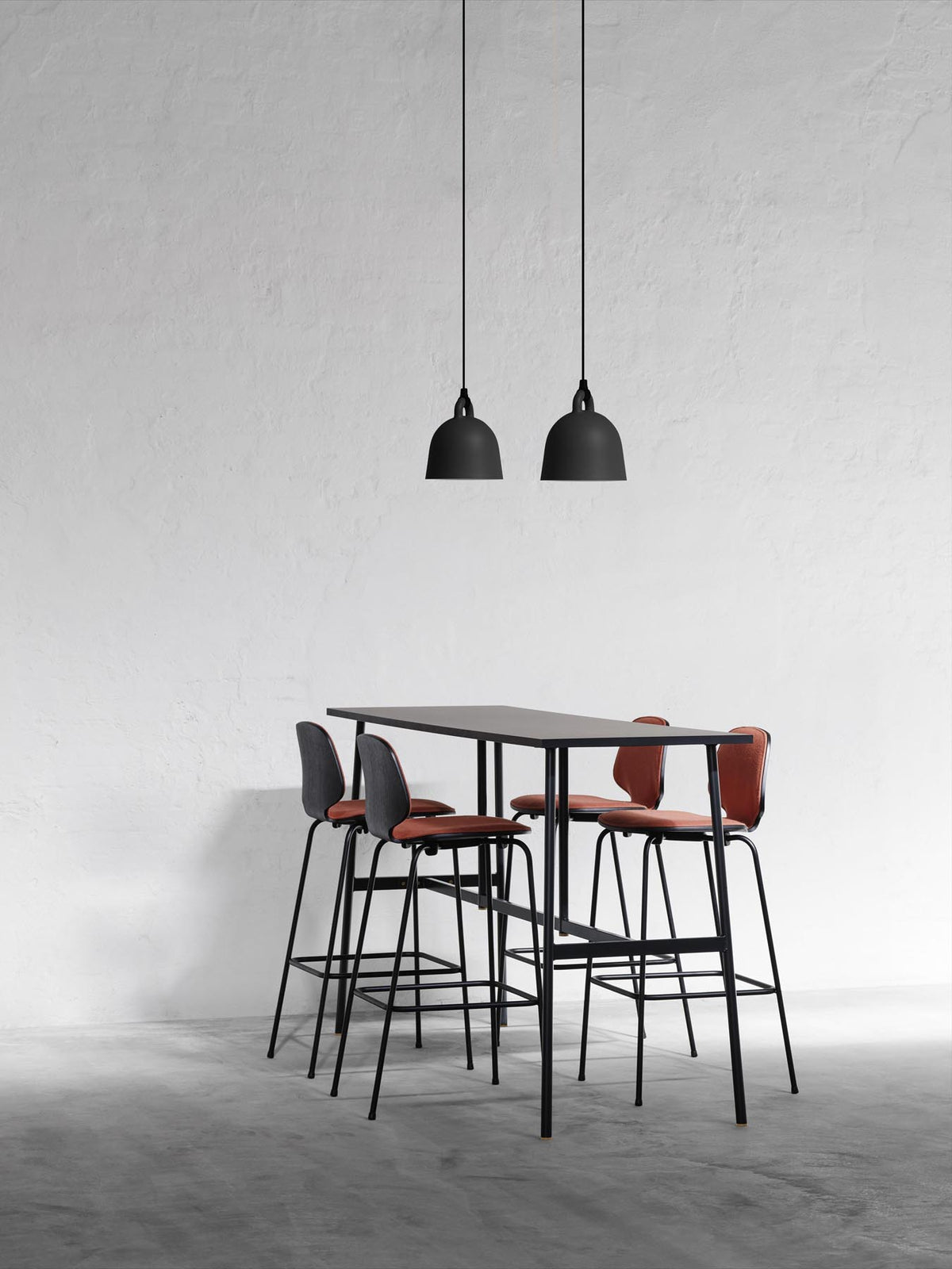 My Chair Barhocker 75 cm Frontpolster schwarzes Stahl schwarz/Ultra in Ultra 41599 präsentiert im Onlineshop von KAQTU Design AG. Barstuhl ist von Normann Copenhagen