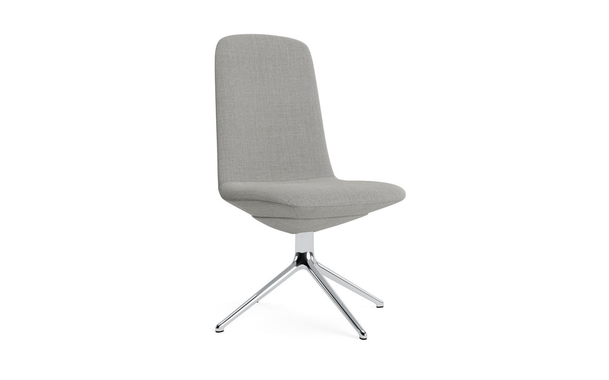 Off Chair niedrig mit Drehgestell 4B aluminium Remix in Remix 133 präsentiert im Onlineshop von KAQTU Design AG. Bürostuhl ist von Normann Copenhagen