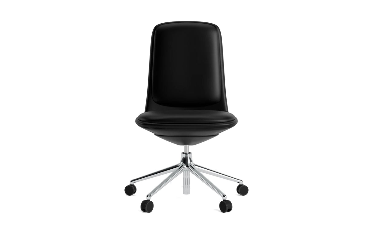 Off Chair niedrig 5W gaslift aluminium mit kissen Ultra in Ultra 41599 präsentiert im Onlineshop von KAQTU Design AG. Bürostuhl ist von Normann Copenhagen