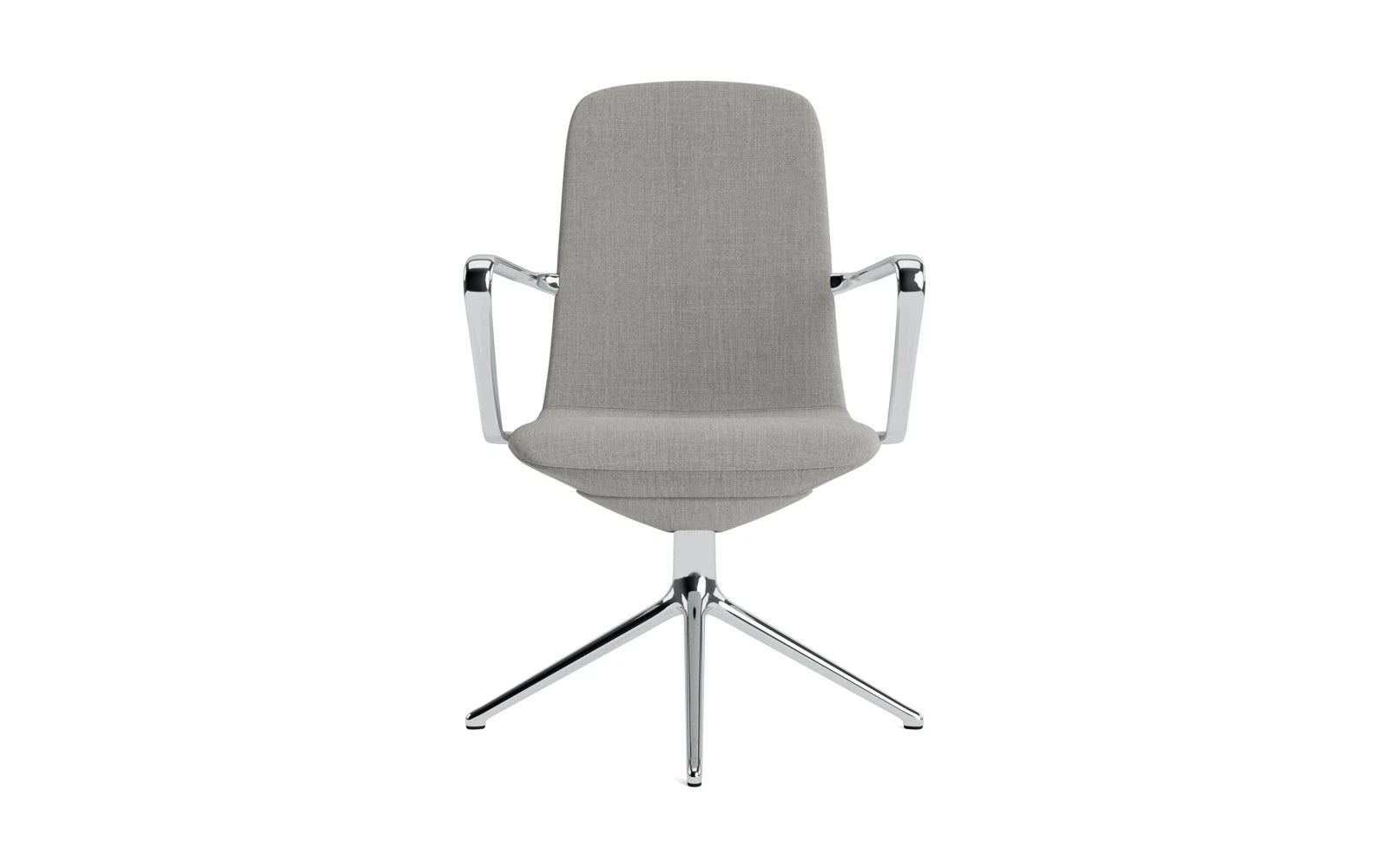 Entdecken Sie den Off Armchair niedrig mit Drehgestell 4B Aluminium Remix von Normann Copenhagen – stilvoll, ergonomisch und individuell anpassbar für Ihr modernes Büro.