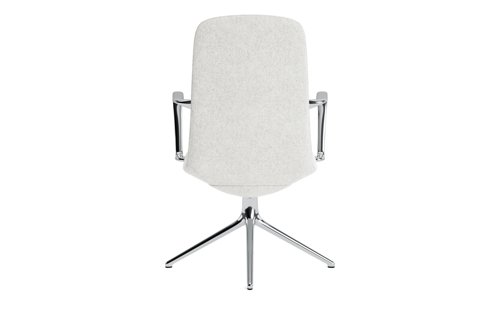 Entdecken Sie den Off Armchair von Normann Copenhagen: ein stilvoller, niedriger Arbeitsstuhl mit Aluminium-Drehgestell und anpassbarem Hallingdal-Kissen für höchsten Komfort.