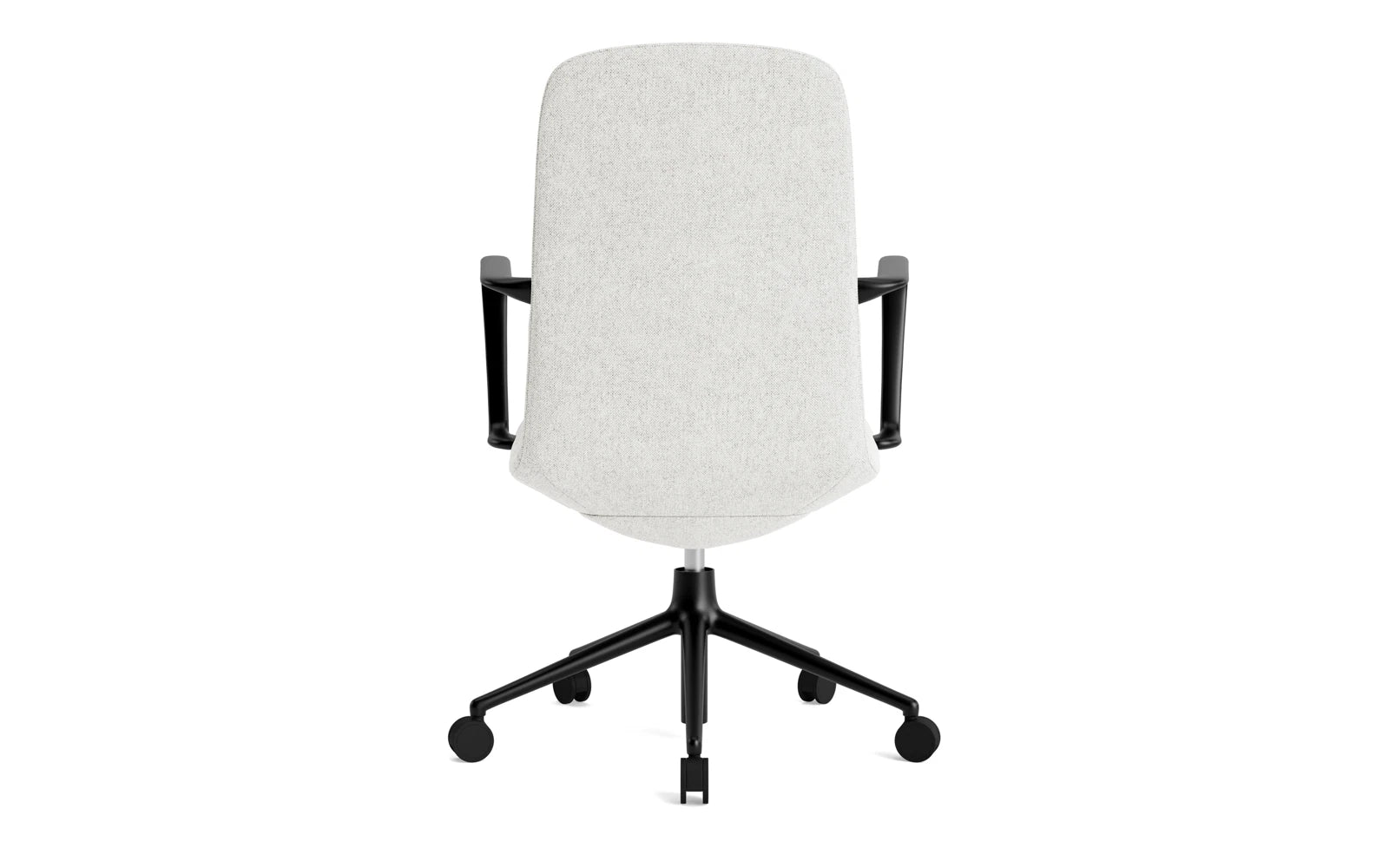 Entdecken Sie den Off Armchair von Normann Copenhagen: Ein stilvoller, niedriger Bürostuhl mit Gaslift, Drehgestell und Rollen für höchsten Komfort und Mobilität.