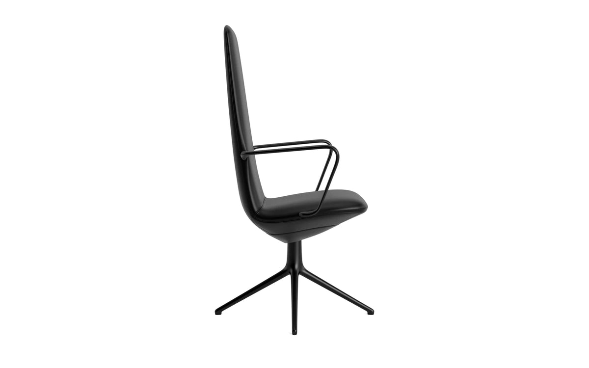 Off Armchair hoch mit Drehgestell 4B Schwartz aluminium Ultra in Ultra 41599 präsentiert im Onlineshop von KAQTU Design AG. Bürostuhl ist von Normann Copenhagen
