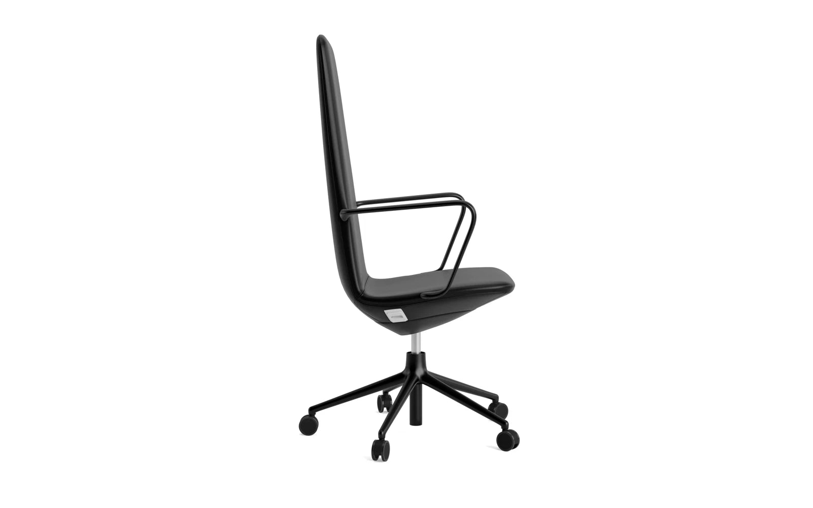 Erleben Sie den Off Armchair Hoch von Normann Copenhagen: Ein eleganter Bürostuhl mit ergonomischem Design, Drehgestell und praktischen Rollen für höchsten Komfort im Büro.