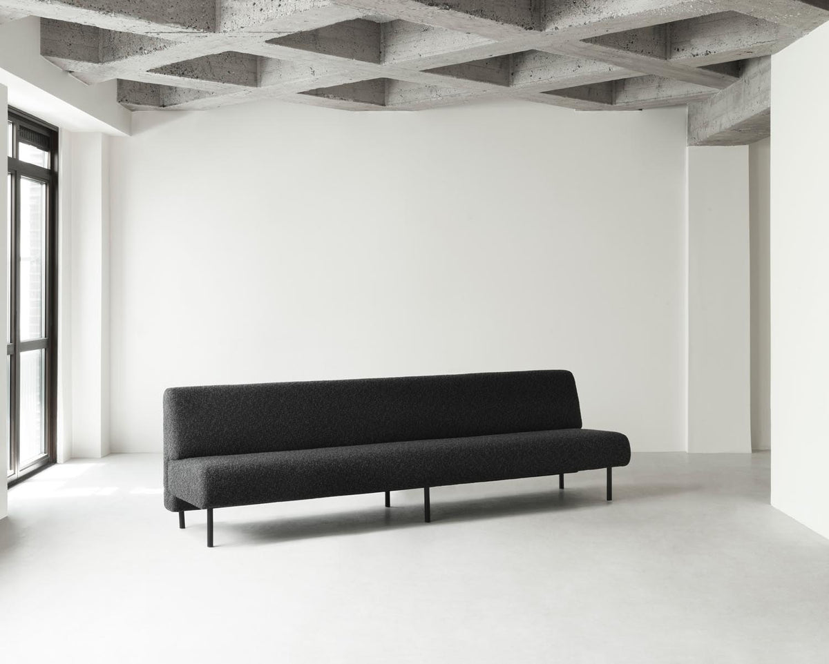 Frame Sofa in Zero 0013 präsentiert im Onlineshop von KAQTU Design AG. 4er Sofa ist von Normann Copenhagen
