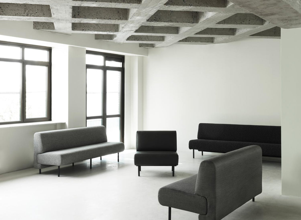 Frame Sofa in Zero 0013 präsentiert im Onlineshop von KAQTU Design AG. 4er Sofa ist von Normann Copenhagen