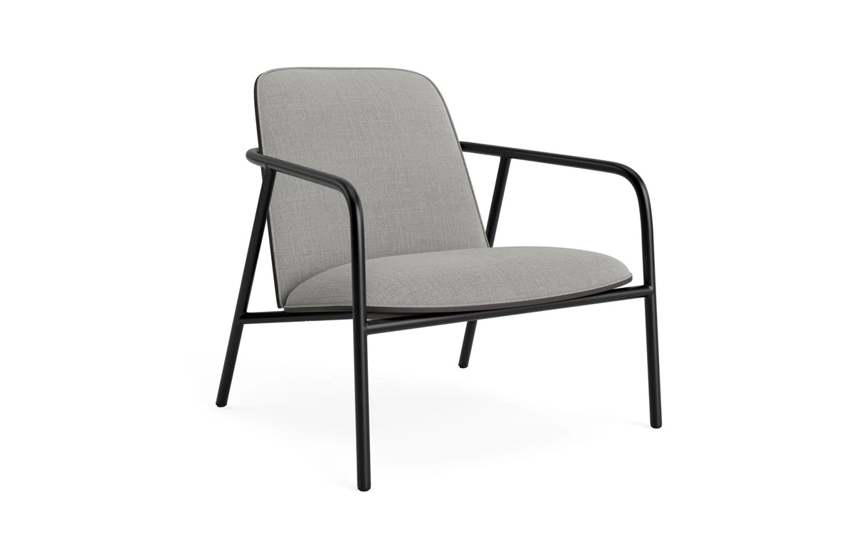 Pad Lounge-Sessel schwarzem Stahl schwarz/Remix in Remix 133 präsentiert im Onlineshop von KAQTU Design AG. Drehsessel ist von Normann Copenhagen