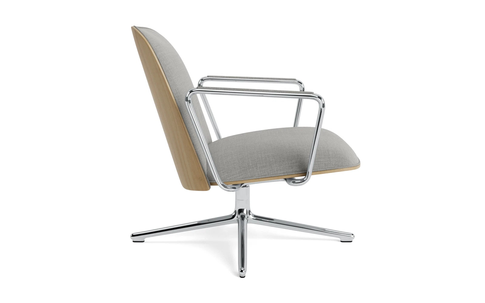 Erleben Sie den stilvollen Pad Lounge-Sessel niedrig mit Drehgestell aus Aluminium und Eiche/Remix von Normann Copenhagen – die perfekte Symbiose aus Eleganz und Bequemlichkeit.