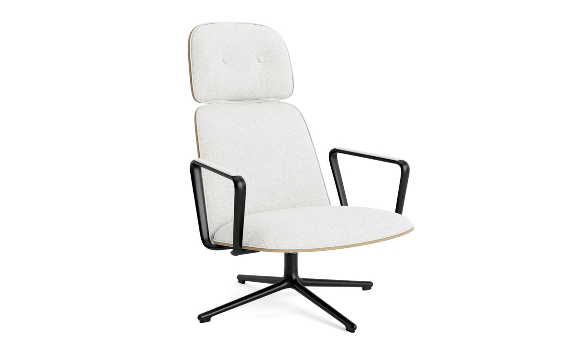 Pad Lounge-Sessel hoch mit Drehgestell Schwarz Alu Eiche/Hallingdal in Hallingdal 110 präsentiert im Onlineshop von KAQTU Design AG. Drehsessel ist von Normann Copenhagen