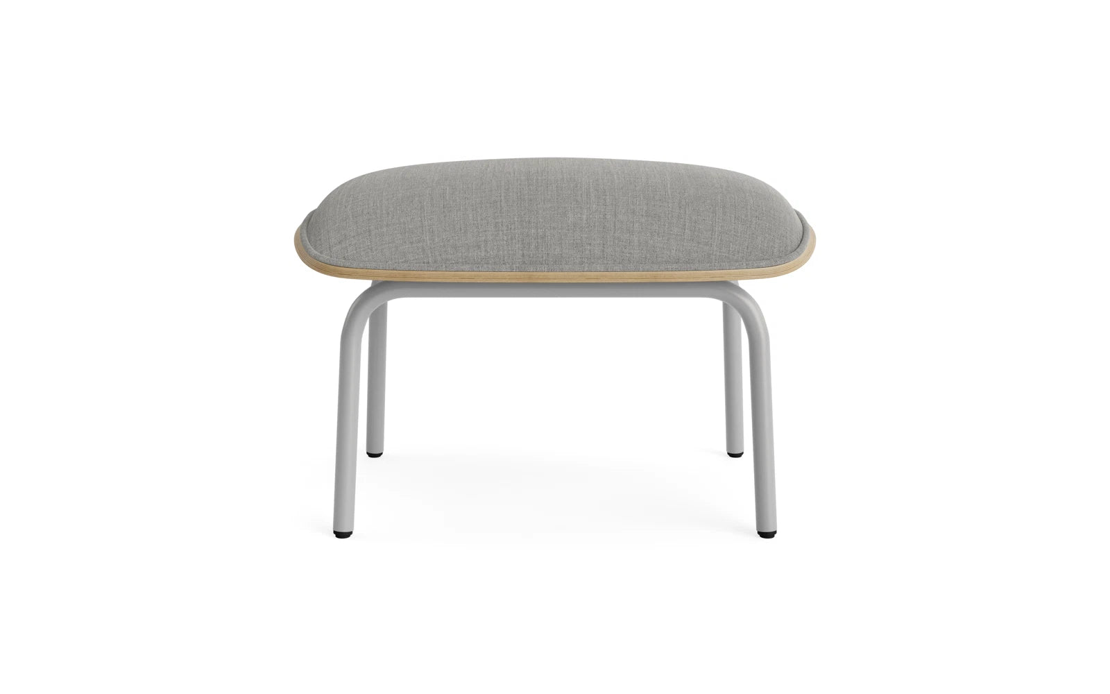 Entdecken Sie den stilvollen Pad Fusshocker in grauem Stahl und Eiche/Remix von Normann Copenhagen – die perfekte Ergänzung für Ihr modernes Zuhause.