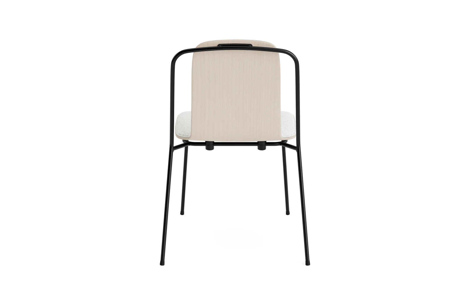 Entdecken Sie den Studio Stuhl von Normann Copenhagen: Zeitloses Design mit schwarzem Stahl und hellgrauem Hallingdal-Polster für stilvolle Akzente.