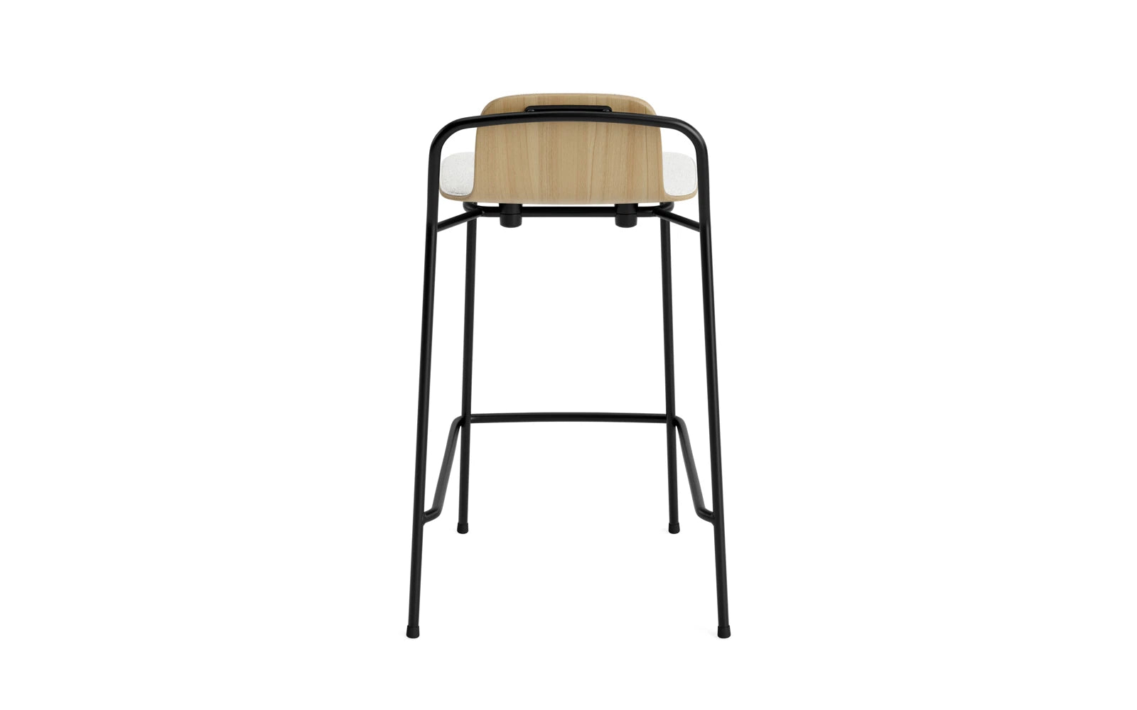 Entdecken Sie den eleganten Studio Barstuhl 65 cm von Normann Copenhagen. Mit seinem modernen Design aus Stahl und Eiche sowie einem bequemen Hallingdal-Polster ist er ideal für stilvolle Räume.