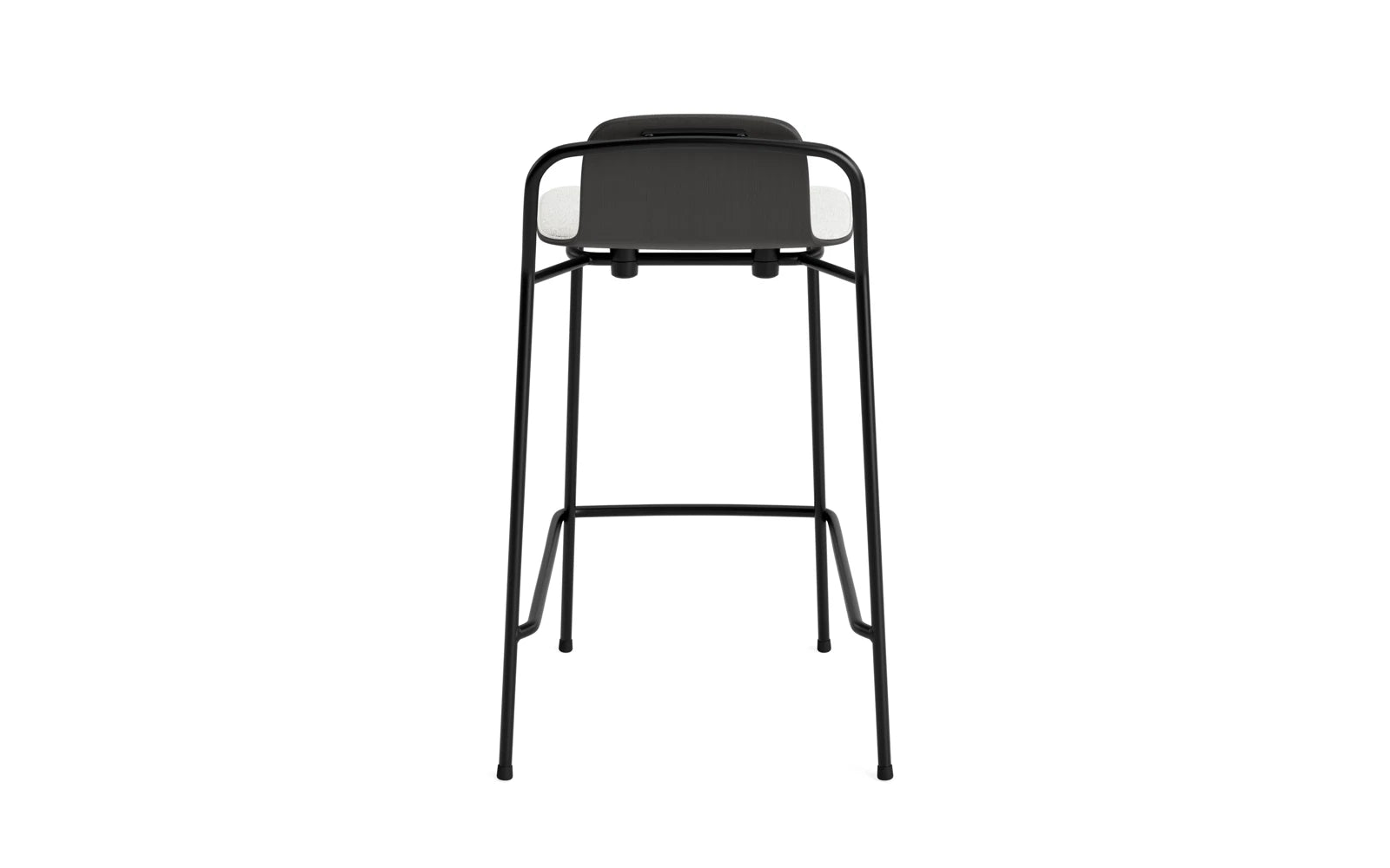 Entdecken Sie den eleganten Studio Barstuhl 65 cm von Normann Copenhagen. Mit seinem stilvollen Design aus schwarzem Stahl und Hallingdal-Stoff vereint er Komfort und moderne Ästhetik.