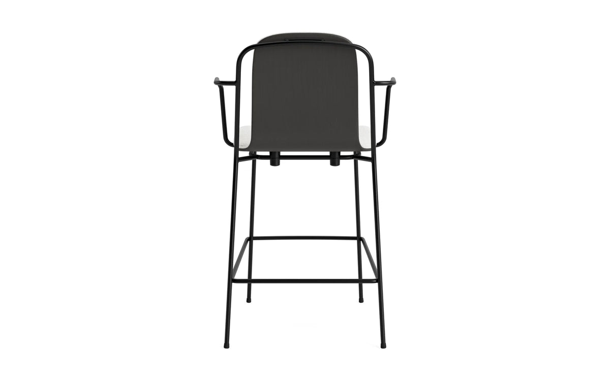 Studio Barstuhl 65 cm frontpolster schwarzes Stahl/ schwarz/ Hallingdal in Hallingdal 110 präsentiert im Onlineshop von KAQTU Design AG. Barstuhl ist von Normann Copenhagen