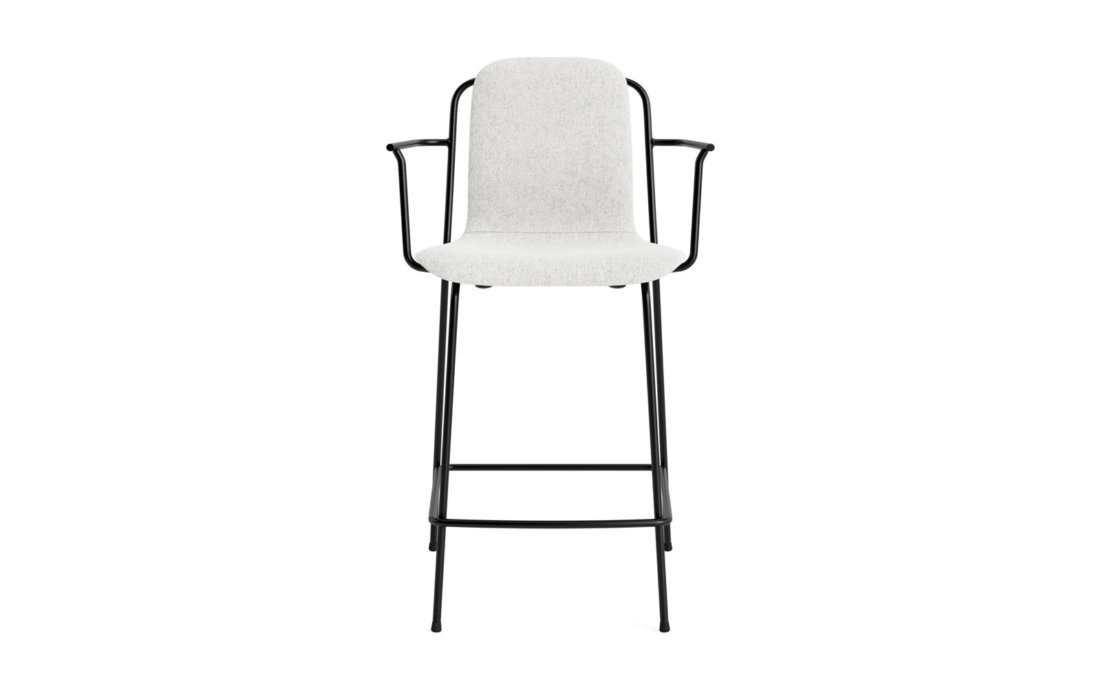 Entdecken Sie den eleganten Studio Barstuhl mit Armlehne von Normann Copenhagen. Gepolstert, 65 cm hoch, aus schwarzem Stahl und Hallingdal, ideal für stilvolle Räume.