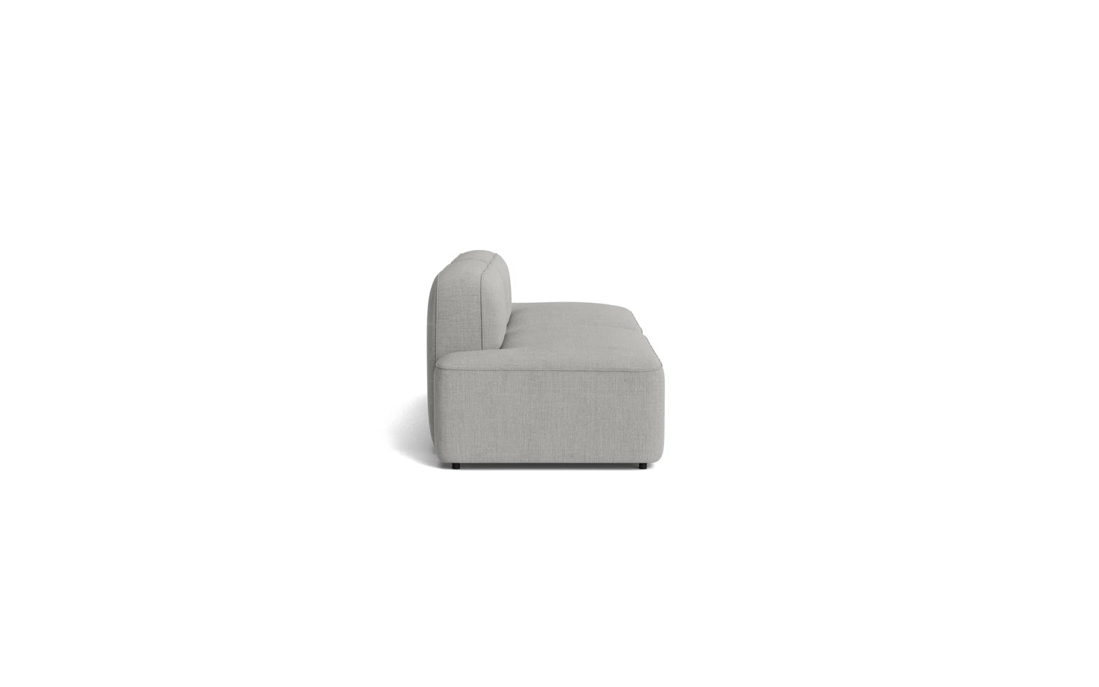 Genießen Sie stilvollen Komfort mit dem Rope Sofa 2-Sitzer Remix von Normann Copenhagen – ein modulares Möbelstück für kreative Wohnideen.