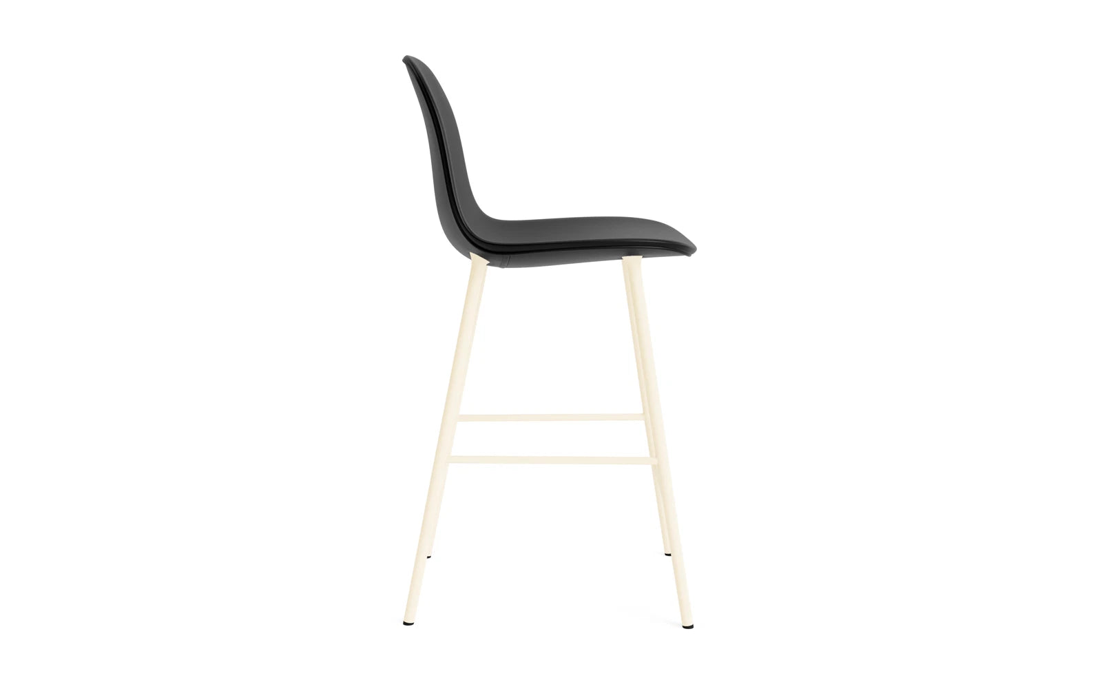 Eleganter Form Barstuhl 65 cm in Creme Stahl/Ultra Leder von Normann Copenhagen. Ideal für stilvolle Akzente und höchsten Sitzkomfort.