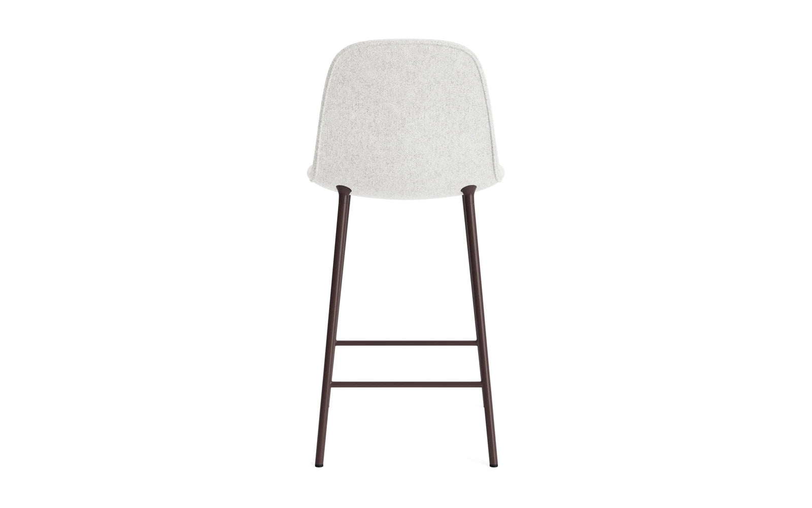 Erleben Sie den eleganten Form Barstuhl 65 cm in warmem Braun, gepolstert mit hochwertigem Hallingdal-Stoff und stabiler Stahlkonstruktion von Normann Copenhagen.