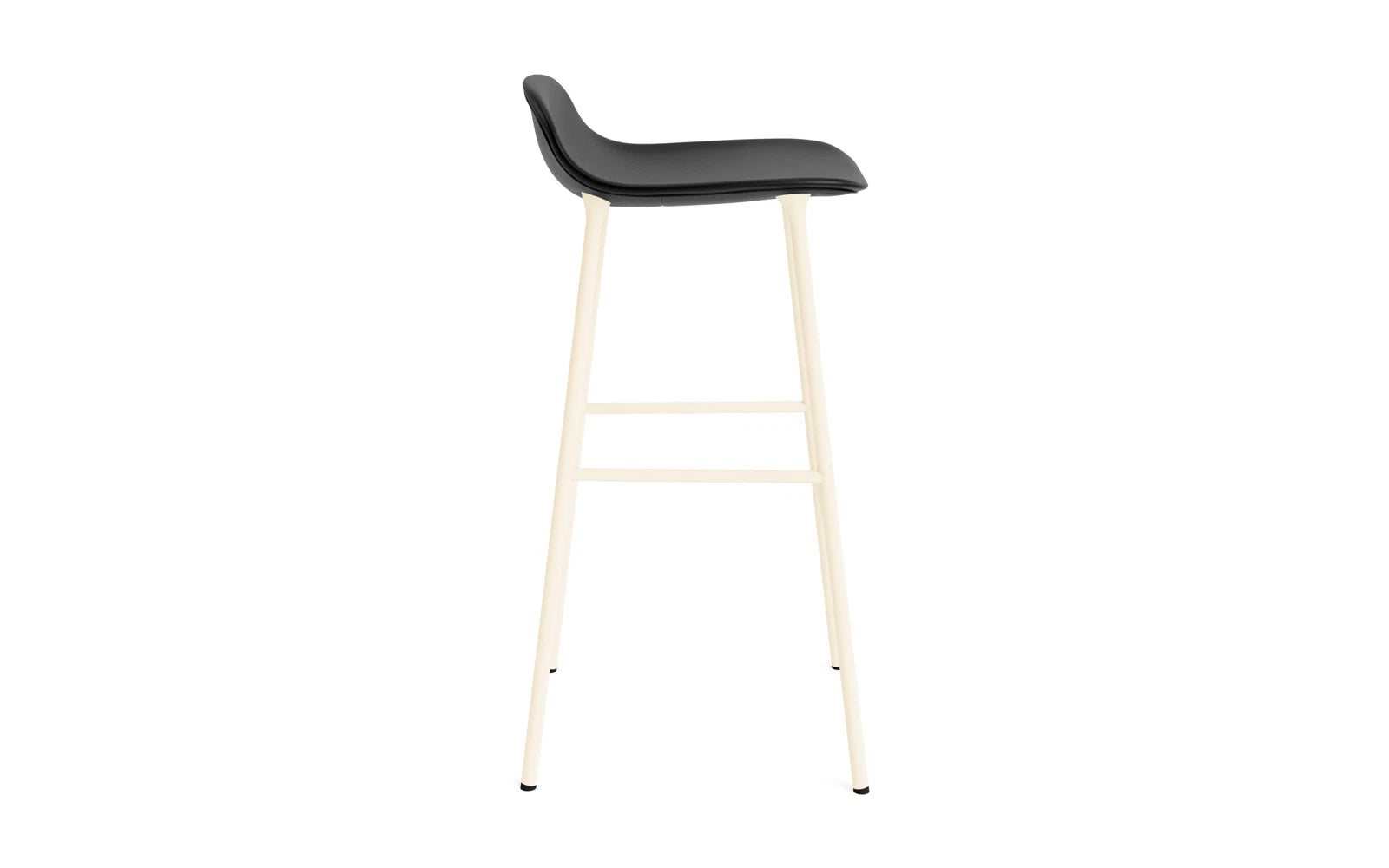 Entdecken Sie den eleganten Form Barstuhl 75 cm gepolstert in creme Ultra von Normann Copenhagen – ein stilvolles Designhighlight für jeden Raum.