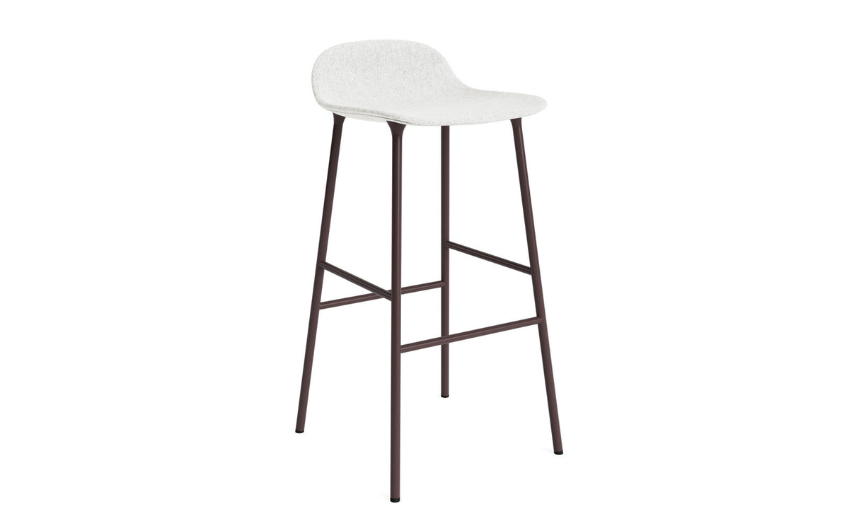 Form Barstuhl 75 cm gepolstert Braun Stahl Hallingdal in Hallingdal 110 präsentiert im Onlineshop von KAQTU Design AG. Barstuhl ist von Normann Copenhagen