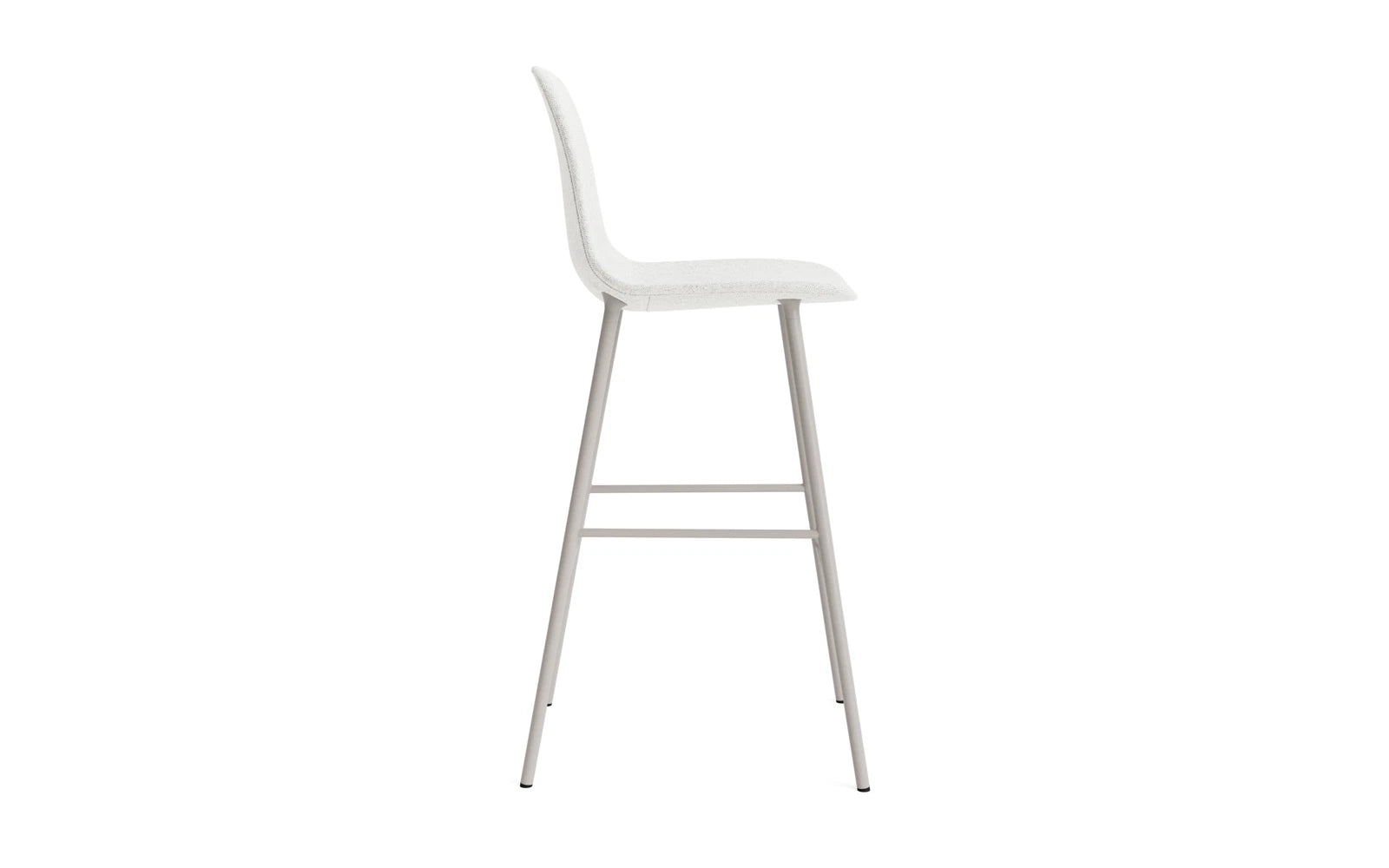 Entdecken Sie den stilvollen Form Barstuhl 75 cm gepolstert in warmem Grau mit robustem Stahlgestell und edler Hallingdal-Polsterung von Normann Copenhagen.
