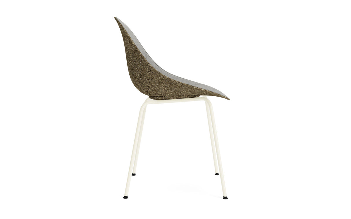 Mat Stuhl polster Seegras Creme stahl in Remix 133 präsentiert im Onlineshop von KAQTU Design AG. Stuhl ist von Normann Copenhagen