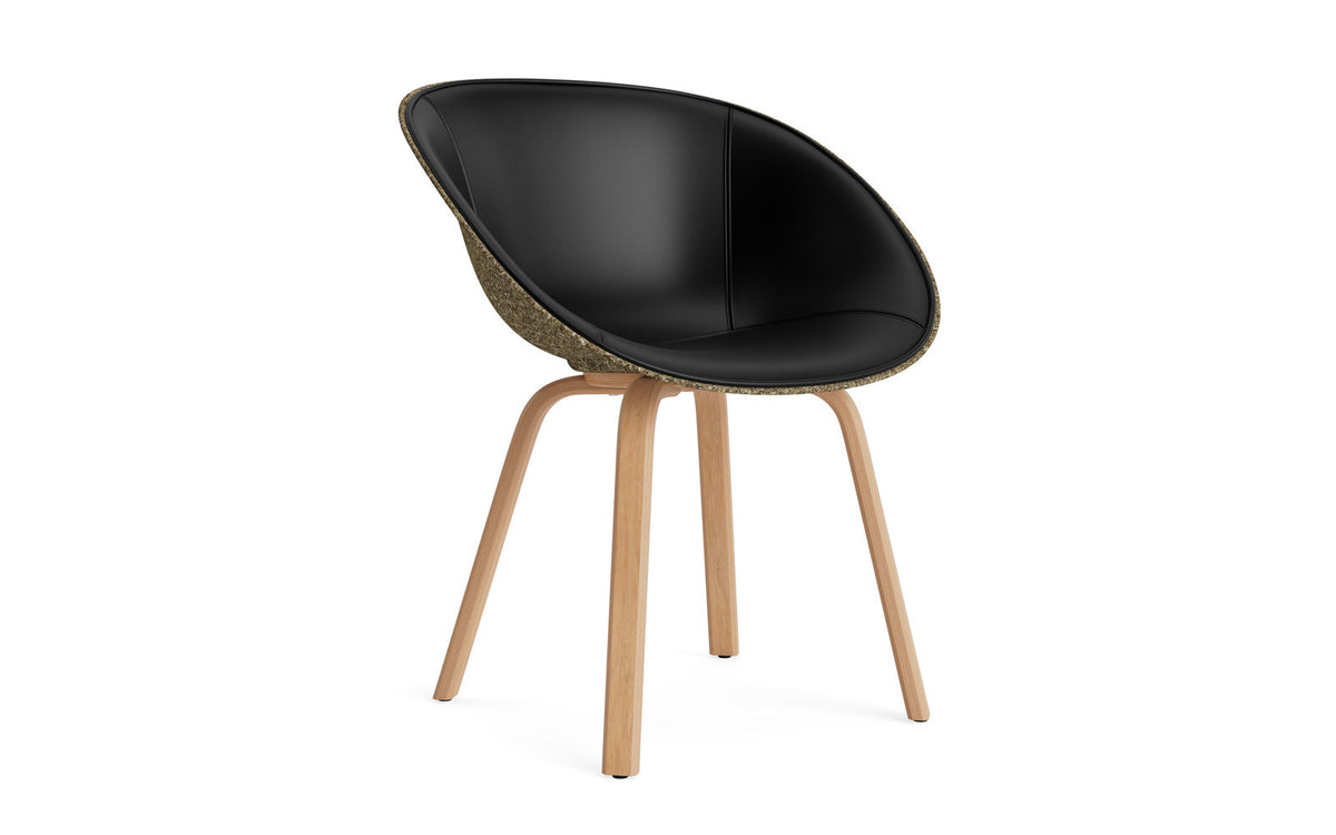 Mat Lehnstuhl Frontpolster Seegras Buchenholz Gruppe 7 in Ultra 41599 präsentiert im Onlineshop von KAQTU Design AG. Stuhl mit Armlehne ist von Normann Copenhagen
