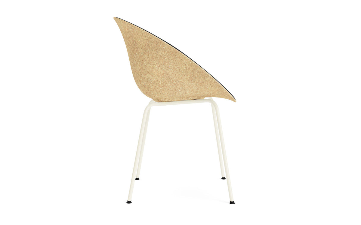 Mat Lehnstuhl polster Hanffasern Creme stahl in Ultra 41599 präsentiert im Onlineshop von KAQTU Design AG. Stuhl mit Armlehne ist von Normann Copenhagen