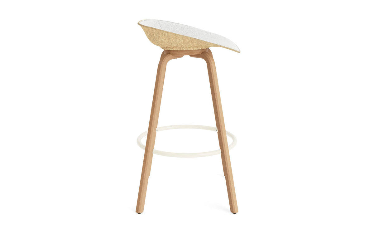 Mat Barstuhl 75 cm Frontpolster Hanffasern Buchenholz/creme in Hallingdal 110 präsentiert im Onlineshop von KAQTU Design AG. Barstuhl ist von Normann Copenhagen