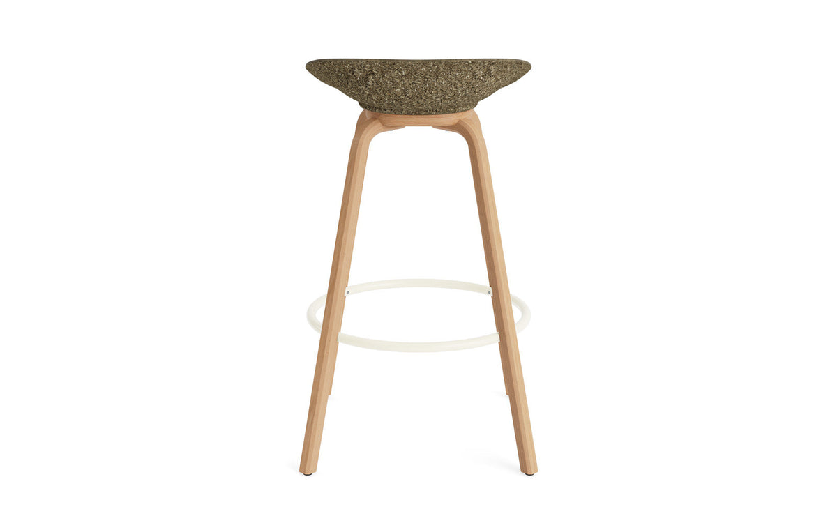 Mat Barstuhl 75 cm Frontpolster Seegras Buchenholz/creme in Remix 133 präsentiert im Onlineshop von KAQTU Design AG. Barstuhl ist von Normann Copenhagen