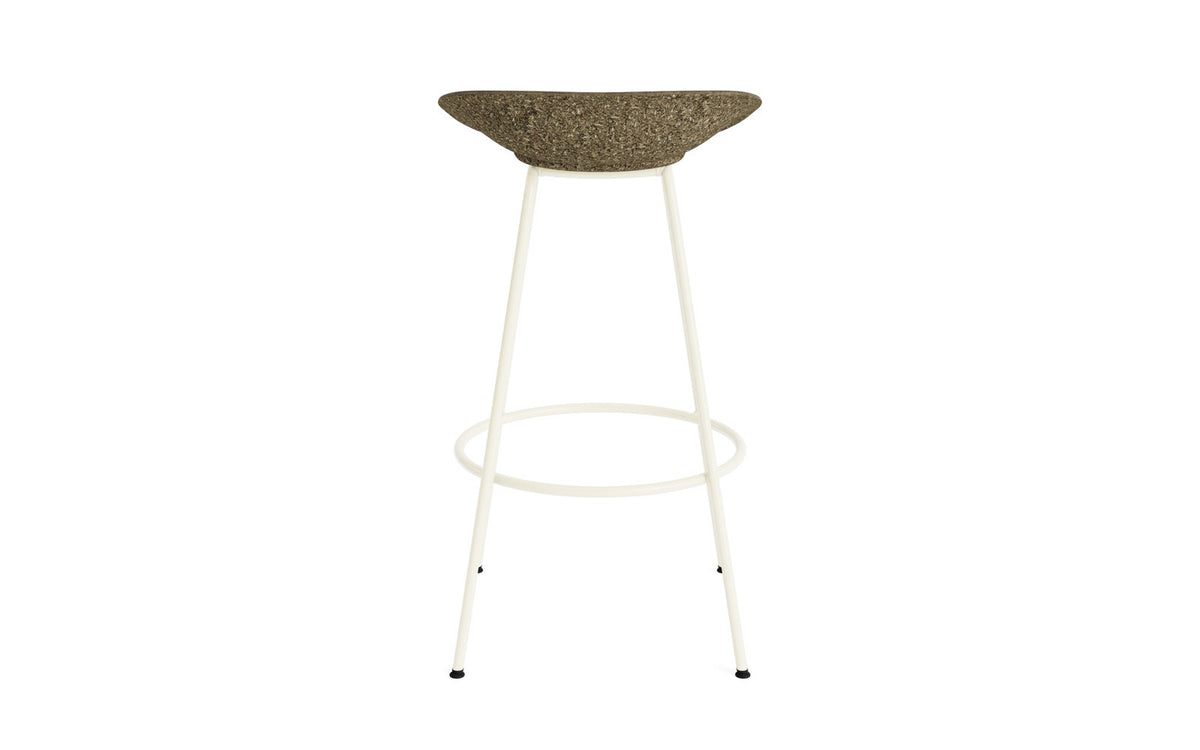 Mat Barstuhl 75 cm Frontpolster Seegras creme Stahl in Ultra 41599 präsentiert im Onlineshop von KAQTU Design AG. Barstuhl ist von Normann Copenhagen