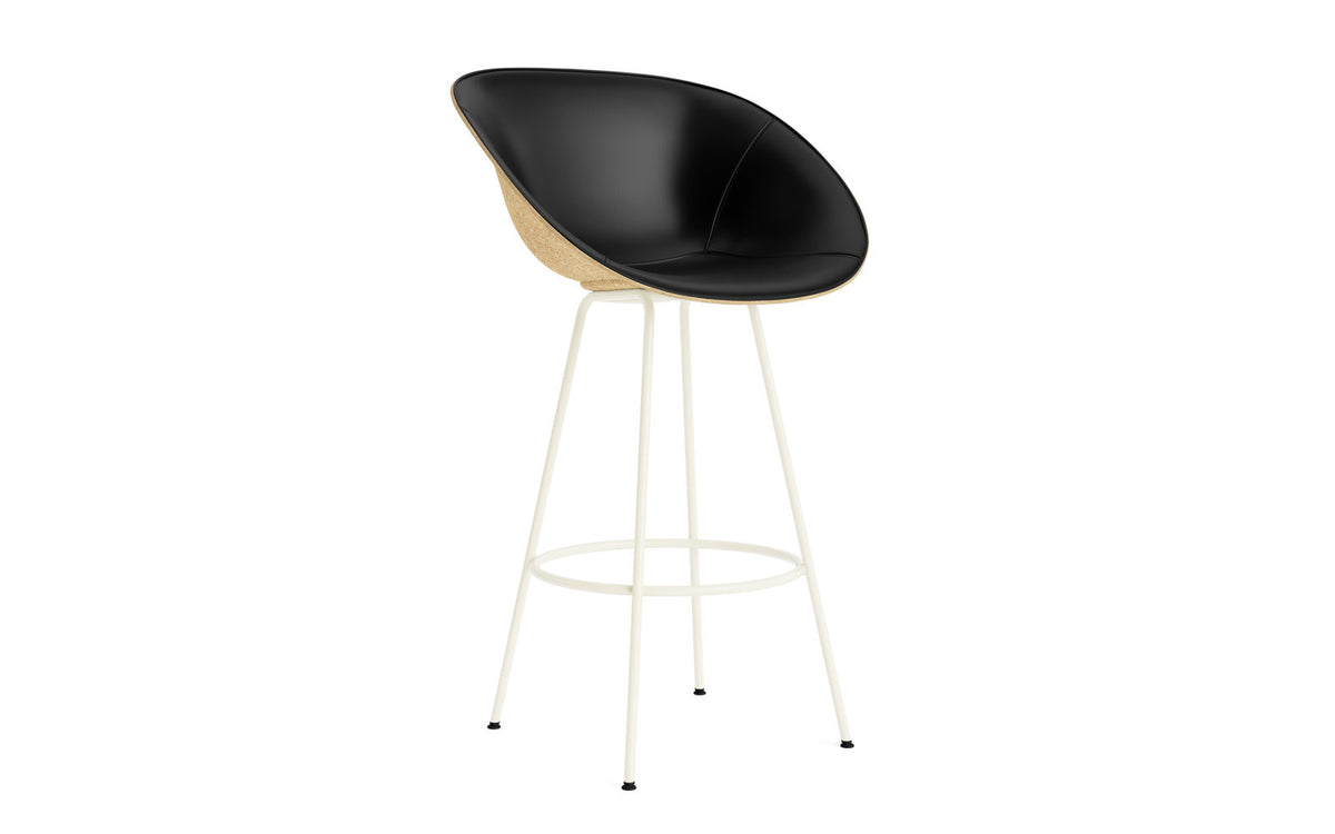 Mat Barstuhl mit Armlehne 75 cm Frontpolster Hanffasern creme Stahl in Ultra 41599 präsentiert im Onlineshop von KAQTU Design AG. Barstuhl ist von Normann Copenhagen