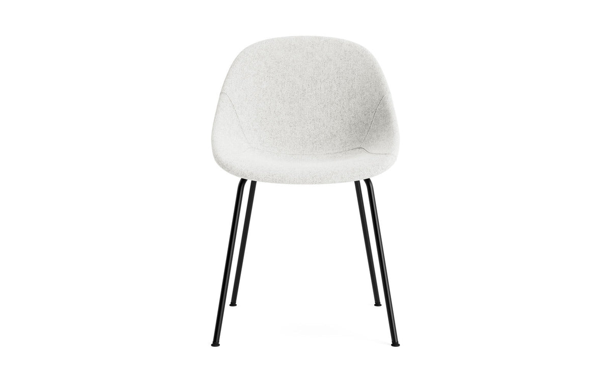 Mat Stuhl vollpolster Schwartz stahl in Hallingdal 110 präsentiert im Onlineshop von KAQTU Design AG. Stuhl ist von Normann Copenhagen